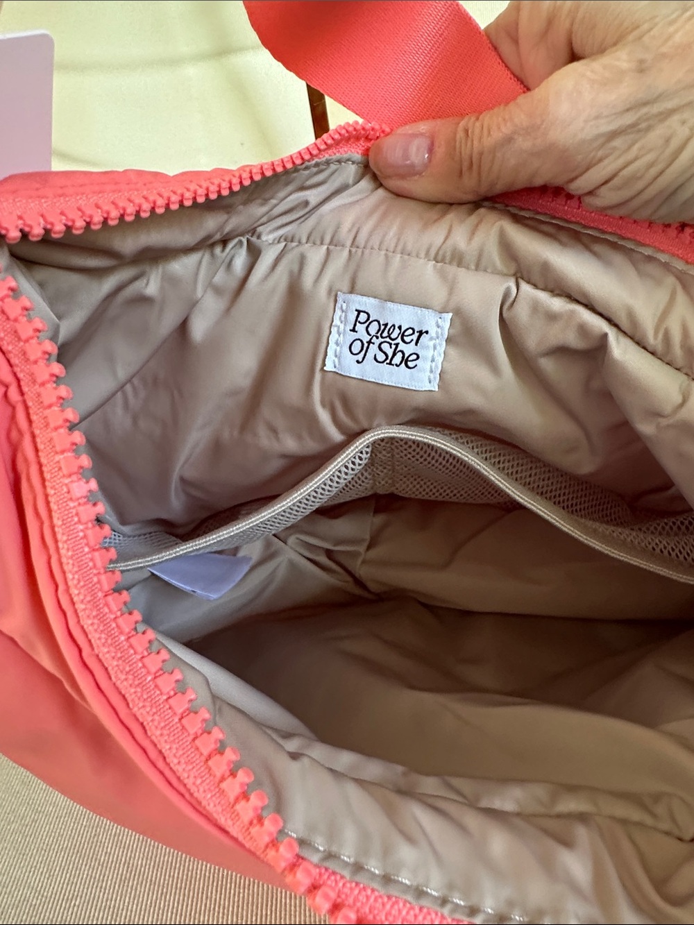 Athleta Power of She All about Small Coral Quilted Hobo Shoulder Bag NWT - Picture 12 of 13